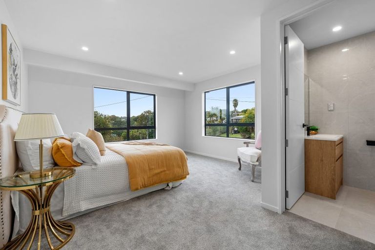 Photo of property in 8f Claridge Street, Glen Eden, Auckland, 0602