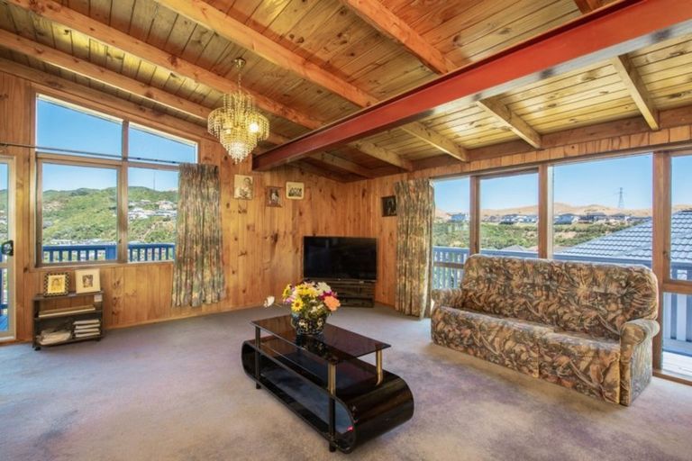 Photo of property in 8 Tatum Way, Johnsonville, Wellington, 6037