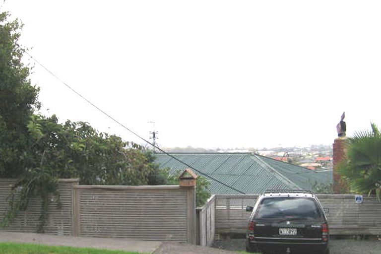 Photo of property in 265 Sturges Road, Henderson, Auckland, 0612