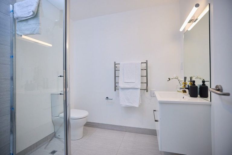 Photo of property in 112 Te Puketoka Lane, Mangere, Auckland, 2022