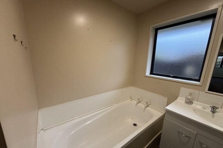 Photo of property in 38 Masefield Drive, Rolleston, 7614