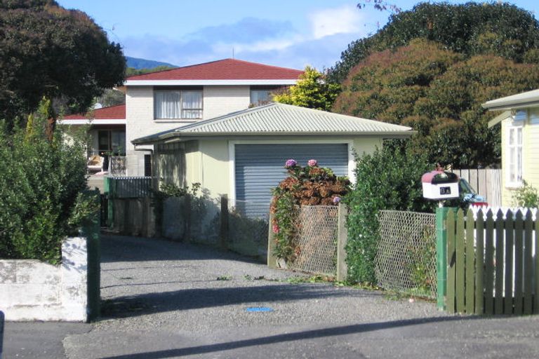 Photo of property in 6a Lemon Street, Otaki, 5512