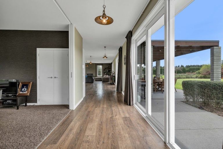 Photo of property in 50a Richmond Road, Brixton, New Plymouth, 4373