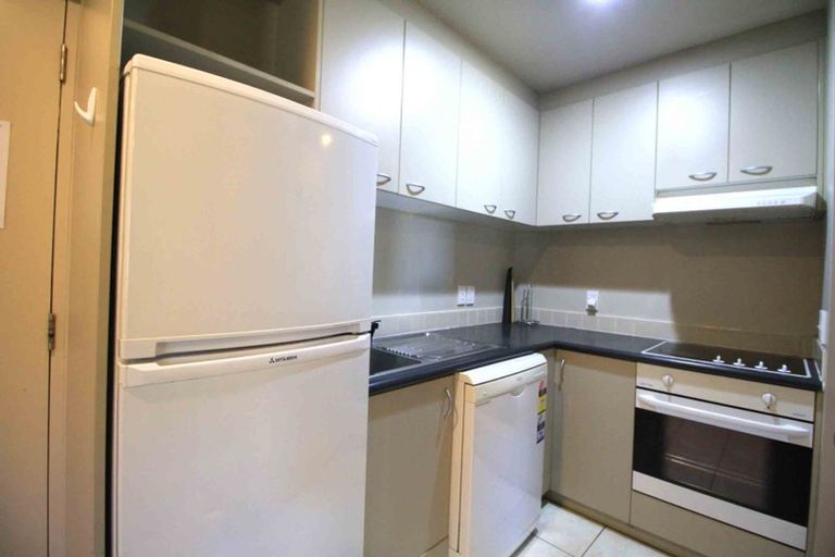 Photo of property in 2i/10 Crown Lynn Place, New Lynn, Auckland, 0600