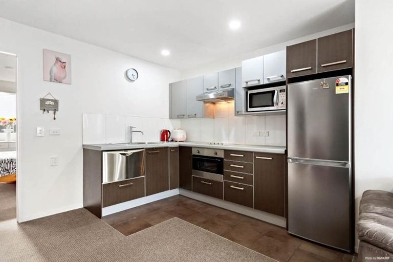 Photo of property in 100b Michael Jones Drive, Flat Bush, Auckland, 2019