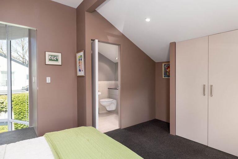 Photo of property in 9a Weka Street, Fendalton, Christchurch, 8041