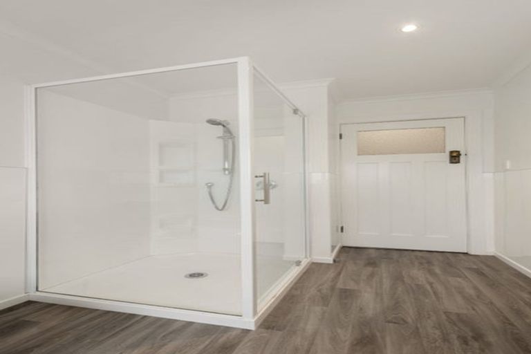 Photo of property in 1 Milton Street, Gore, 9710