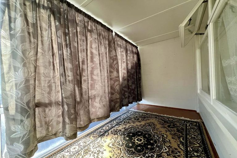 Photo of property in 1/91a Roseberry Avenue, Birkenhead, Auckland, 0626