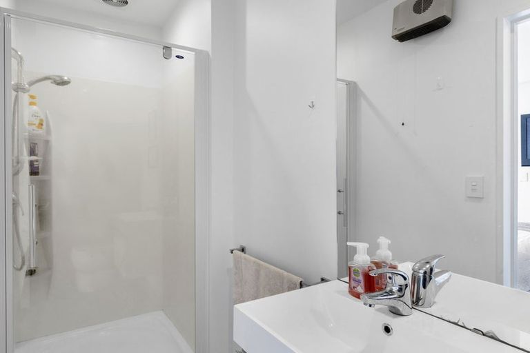 Photo of property in 138c Holly Road, St Albans, Christchurch, 8014