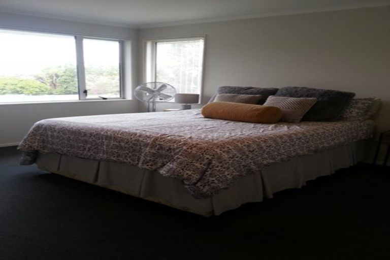 Photo of property in 70 Ngataringa Road, Devonport, Auckland, 0624