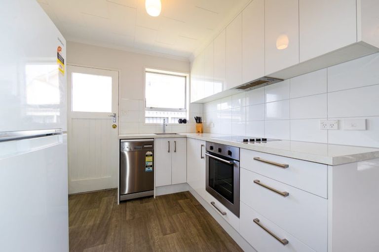 Photo of property in 1/508 Poplar Place, Akina, Hastings, 4122