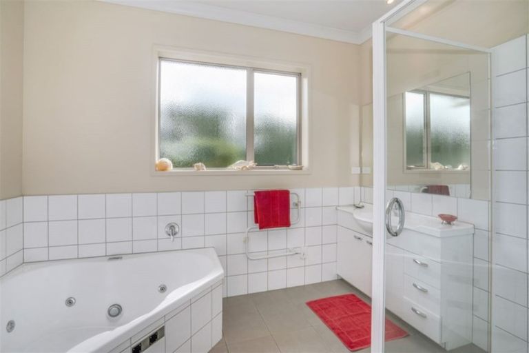 Photo of property in 52 William Hawken Lane, Maungatapere, Whangarei, 0179