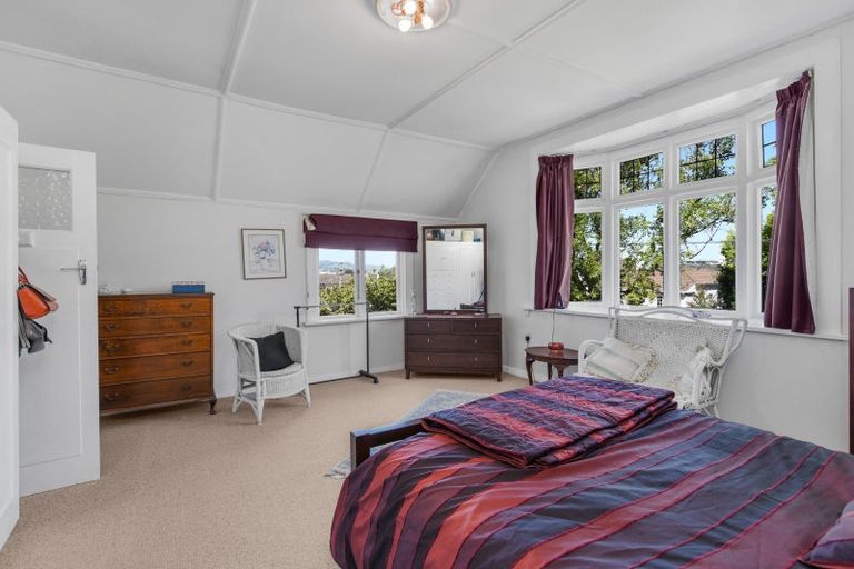 Photo of property in 24 Sandringham Street, Saint Clair, Dunedin, 9012