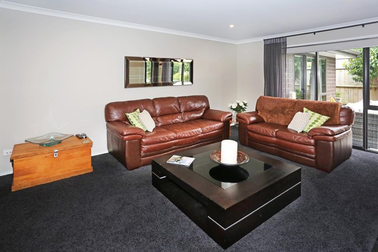 Photo of property in 2 Mirabell Place, Patumahoe, Pukekohe, 2679
