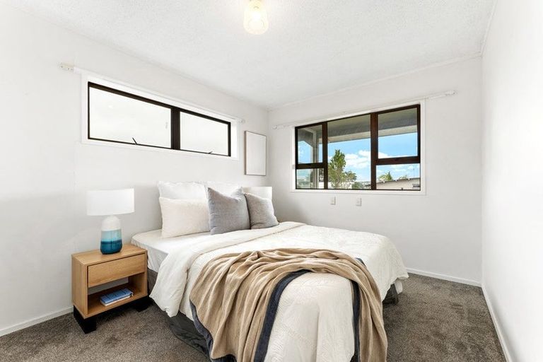Photo of property in 19 Tindalls Bay Road, Tindalls Beach, Whangaparaoa, 0930