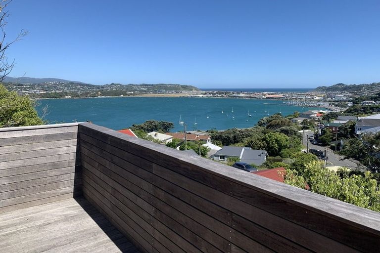 Photo of property in 17 Kainui Road, Hataitai, Wellington, 6021