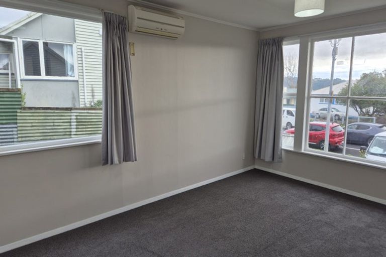 Photo of property in 144ab Warspite Avenue, Waitangirua, Porirua, 5024
