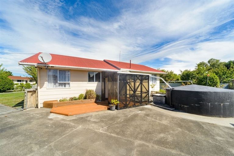 Photo of property in 33 Trent Street, Rongotea, 4476