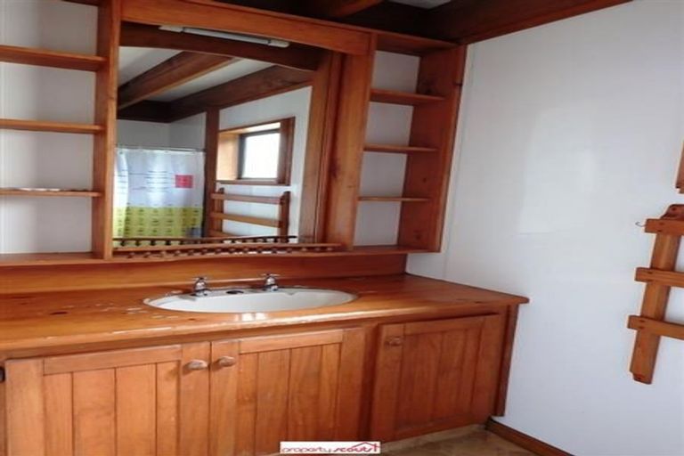 Photo of property in 1/114 Harbour Terrace, North Dunedin, Dunedin, 9016