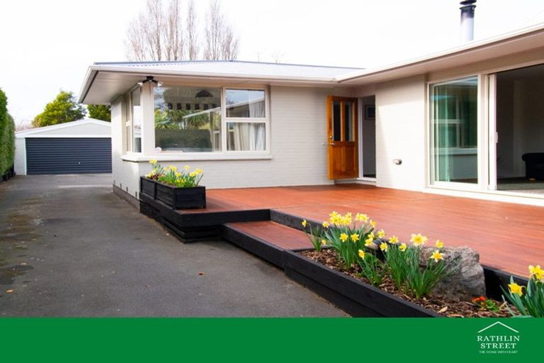 Photo of property in 18 Rathlin Street, Redwood, Christchurch, 8051