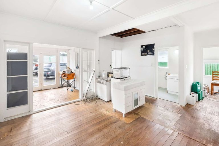 Photo of property in 40 Hood Street, Castlecliff, Whanganui, 4501