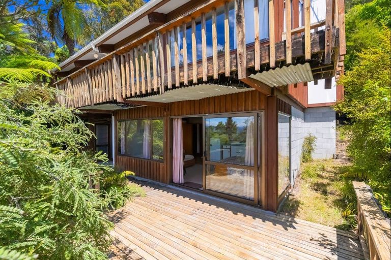 Photo of property in 35 Hauraki Terrace, Pukawa Bay, Turangi, 3381