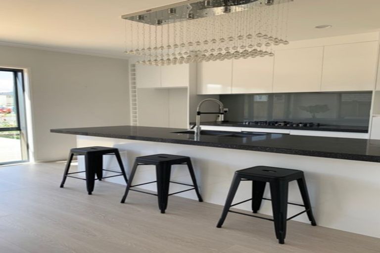 Photo of property in 62 Donegal Park Drive, Flat Bush, Auckland, 2019