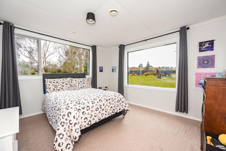 Photo of property in 16 Round Hill Road, Reidston, Oamaru, 9492