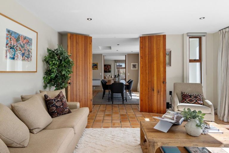 Photo of property in 15 Rhodes Street, Merivale, Christchurch, 8014