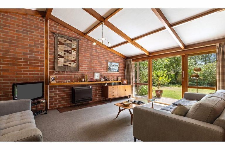 Photo of property in 1 Wayside Avenue, Burnside, Christchurch, 8053