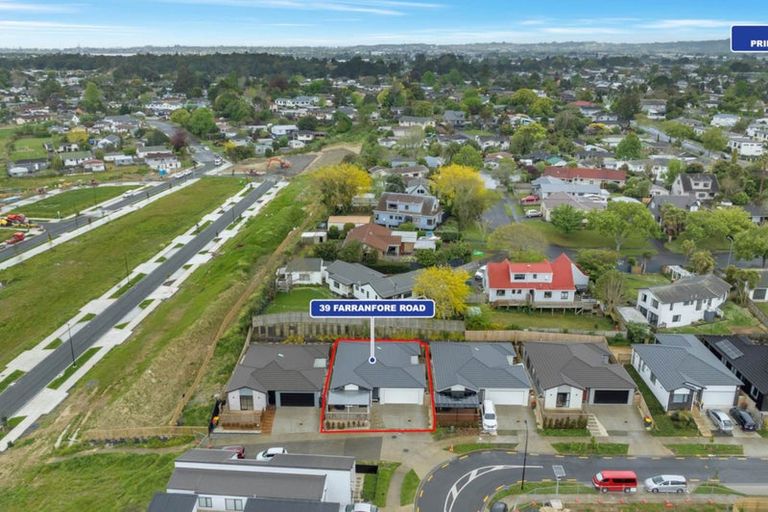 Photo of property in 39 Farranfore Road, Opaheke, Papakura, 2113