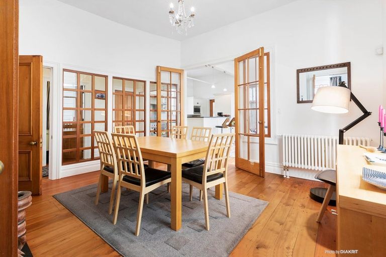 Photo of property in 22 Talavera Terrace, Kelburn, Wellington, 6012