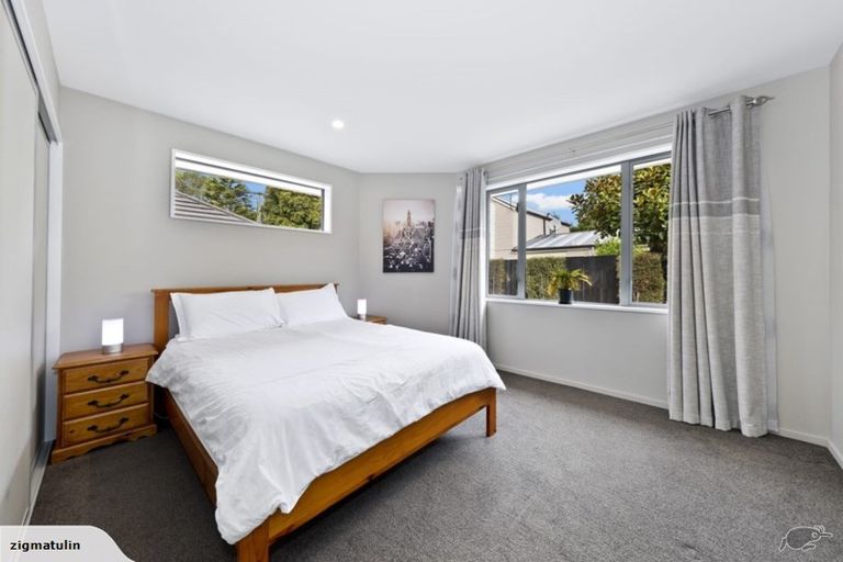 Photo of property in 2/121 Waltham Road, Sydenham, Christchurch, 8023