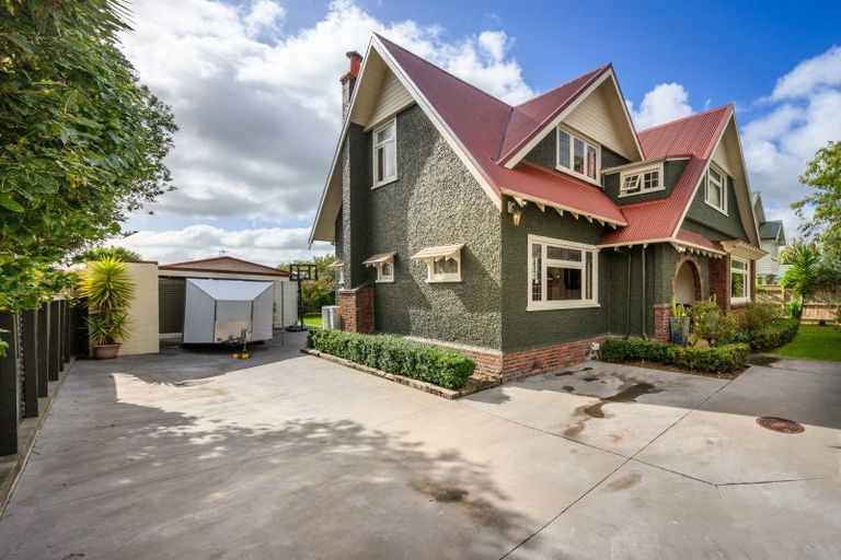 Photo of property in 3 Massey Street, Palmerston North, 4414