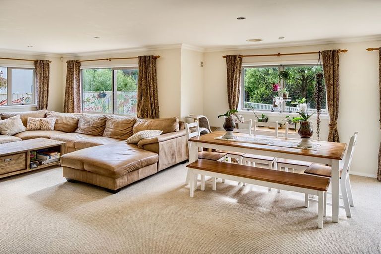 Photo of property in 31 Sumner Terrace, Aotea, Porirua, 5024