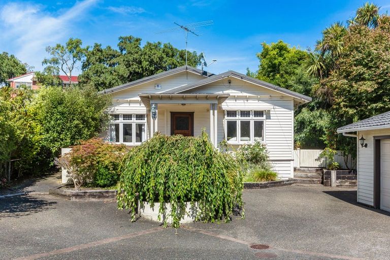 Photo of property in 10 Gloucester Street, Silverstream, Upper Hutt, 5019