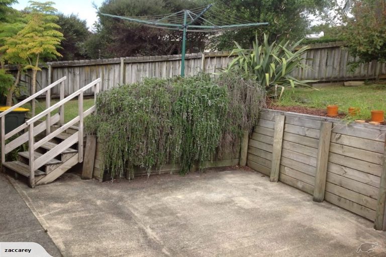 Photo of property in 10 Governor Grey Road, Snells Beach, 0920