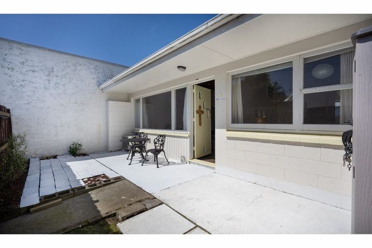 Photo of property in 8/71 Estuary Road, New Brighton, Christchurch, 8061