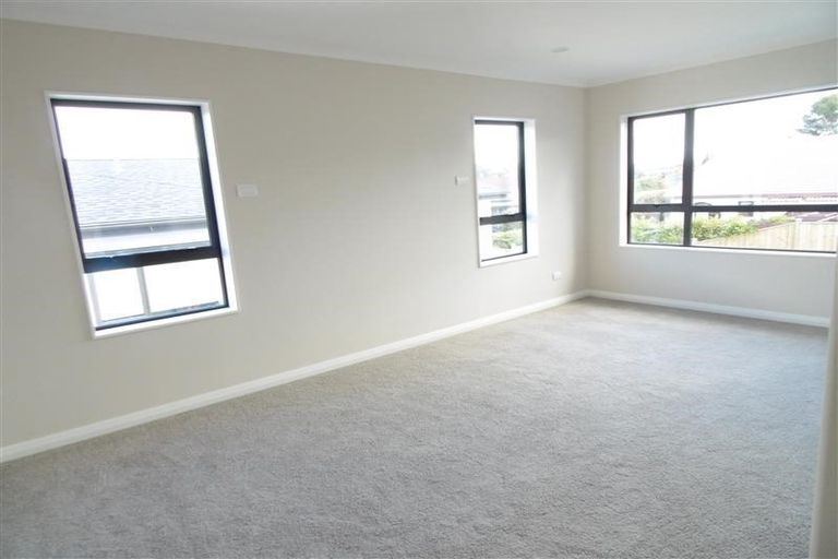 Photo of property in 39b Edgeworth Road, Glenfield, Auckland, 0629