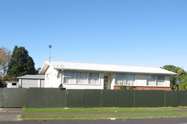 Photo of property in 26 Swallow Drive, Manurewa, Auckland, 2102