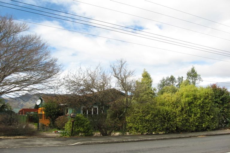 Photo of property in 138 Commercial Street, Takaka, 7110