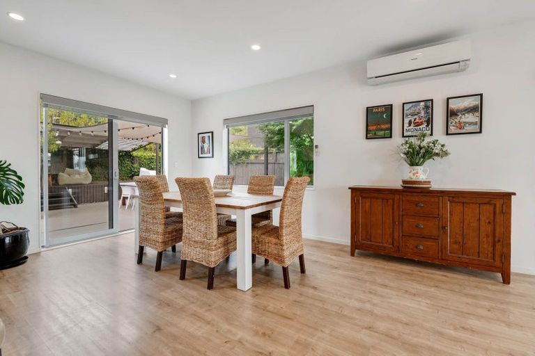 Photo of property in 9 Ruth Craig Place, Stanmore Bay, Whangaparaoa, 0932