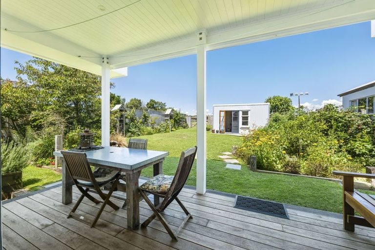 Photo of property in 421 Devon Street West, Lynmouth, New Plymouth, 4310