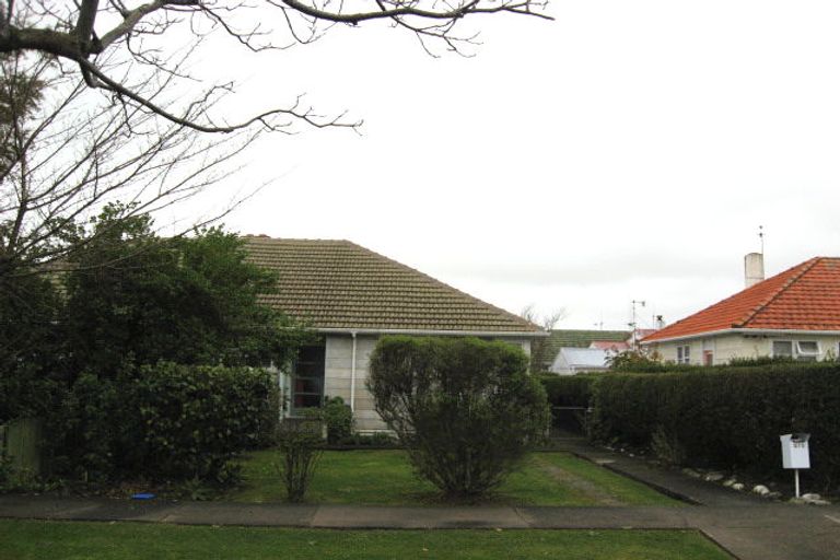 Photo of property in 573-575 Queen Street East, Levin, 5510