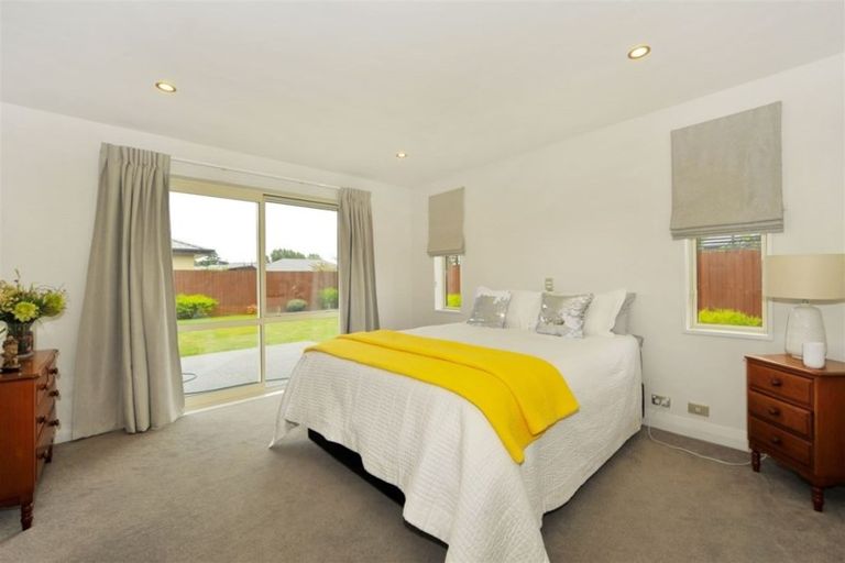 Photo of property in 6 Augustine Drive, Aidanfield, Christchurch, 8025