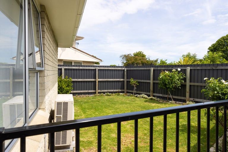 Photo of property in 1/508 Poplar Place, Akina, Hastings, 4122