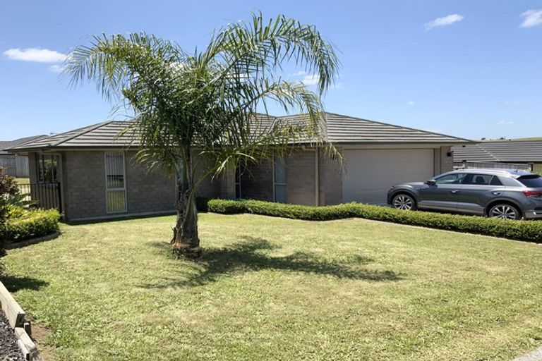 Photo of property in 10 Canmore Street, Pokeno, 2402