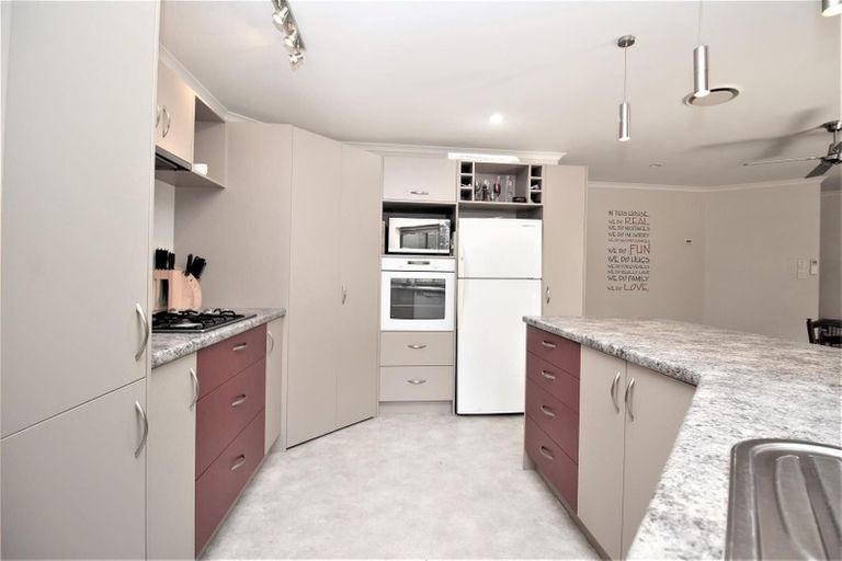 Photo of property in 57 Tawhai Place, Parahaki, Whangarei, 0112