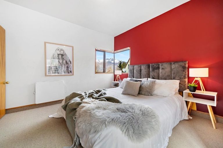 Photo of property in 23b Lochy Road, Fernhill, Queenstown, 9300