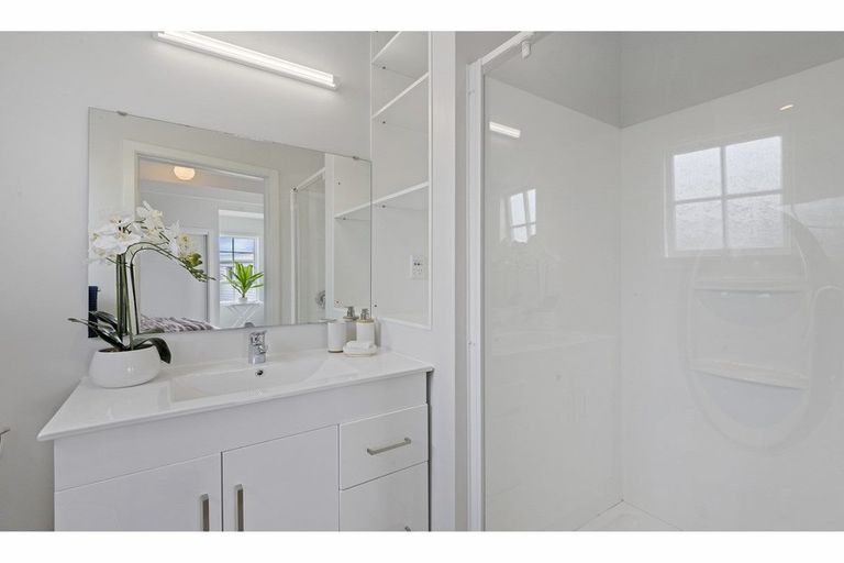 Photo of property in 24 Heathglen Avenue, Parklands, Christchurch, 8083